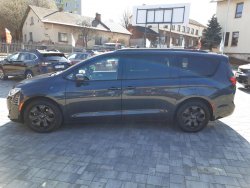 Chrysler Pacifica, 3,6 SLIMITED HYBRID, REZERVACE