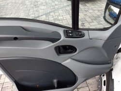 Iveco Daily, 35C12Sklápěč, 7míst, REZERVACE