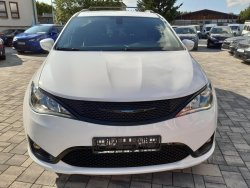 Chrysler Pacifica, 3,6L,Sport,R20,tažné,REZERVACE