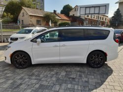 Chrysler Pacifica, 3,6L,Sport,R20,tažné,REZERVACE