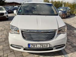 Chrysler Town & Country, 3,6L V6,7míst, kůže, REZERVACE