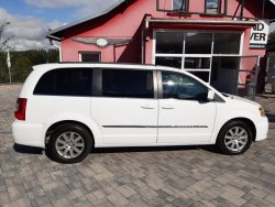 Chrysler Town & Country, 3,6L V6,7míst, kůže, REZERVACE