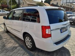 Chrysler Town & Country, 3,6L V6,7míst, kůže, REZERVACE