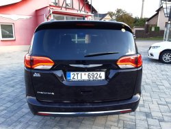 Chrysler Pacifica, 3,6L V6, 7míst, kůže, DVD, LPG