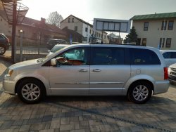 Chrysler Town & Country, 3,6L V6 , 7 míst, REZERVACE