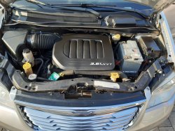 Chrysler Town & Country, 3,6L V6 , 7 míst, REZERVACE