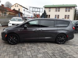 Chrysler Pacifica, 3,6L SPORT,DVD, ALU20'',záruka