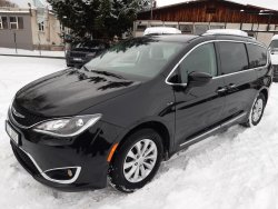 Chrysler Pacifica, 3,6L V6 8 míst, kůže,android