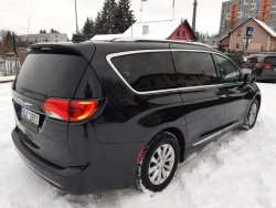 Chrysler Pacifica, 3,6L V6 8 míst, kůže,android