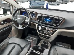 Chrysler Pacifica, 3,6L V6 8 míst, kůže,android