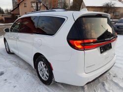 Chrysler Pacifica, 3,6L V6,kůže,radar,nový model