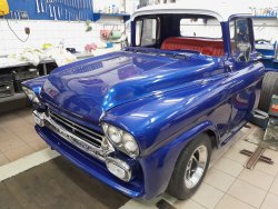 Chevrolet APACHE